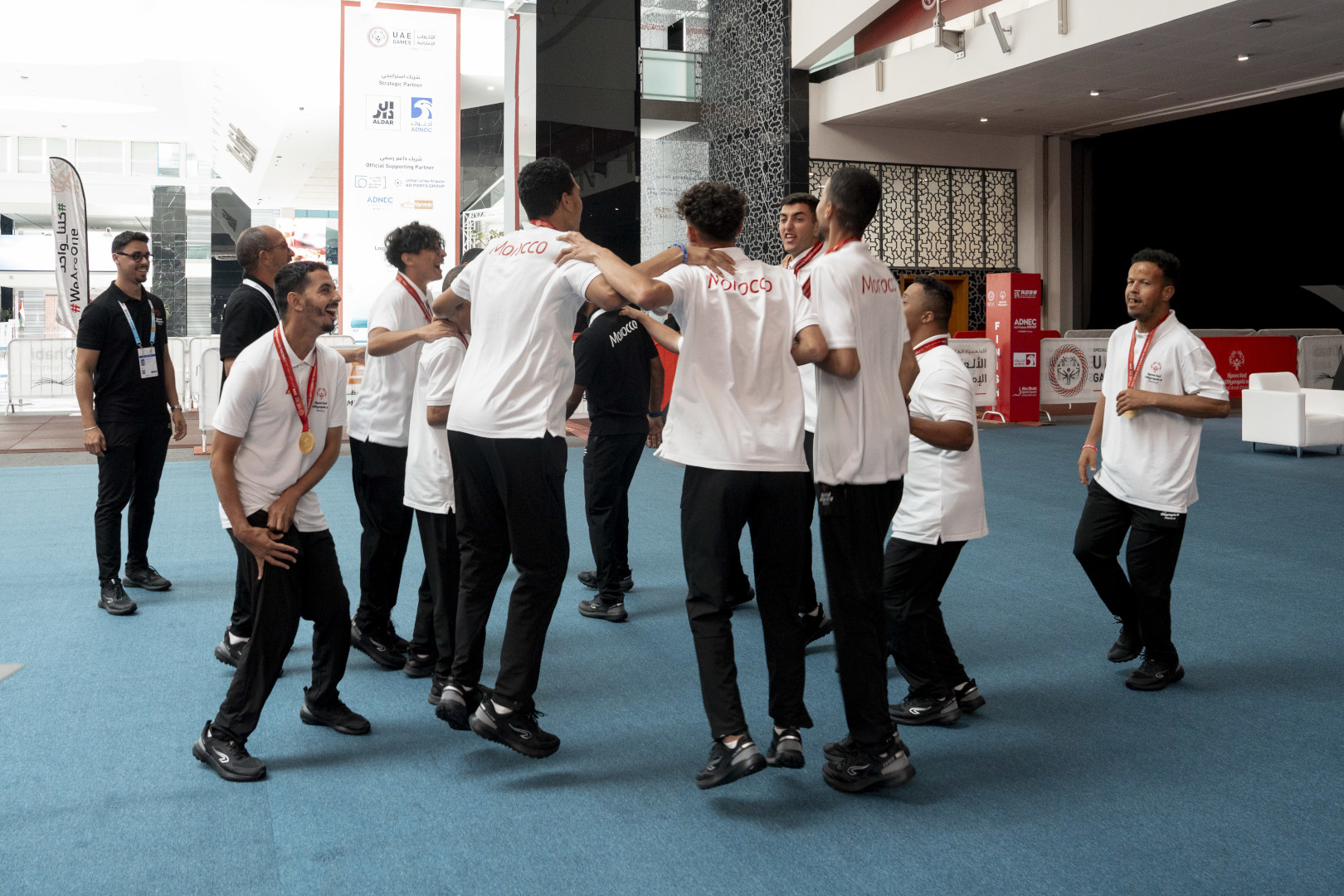 Awarding21.jpg