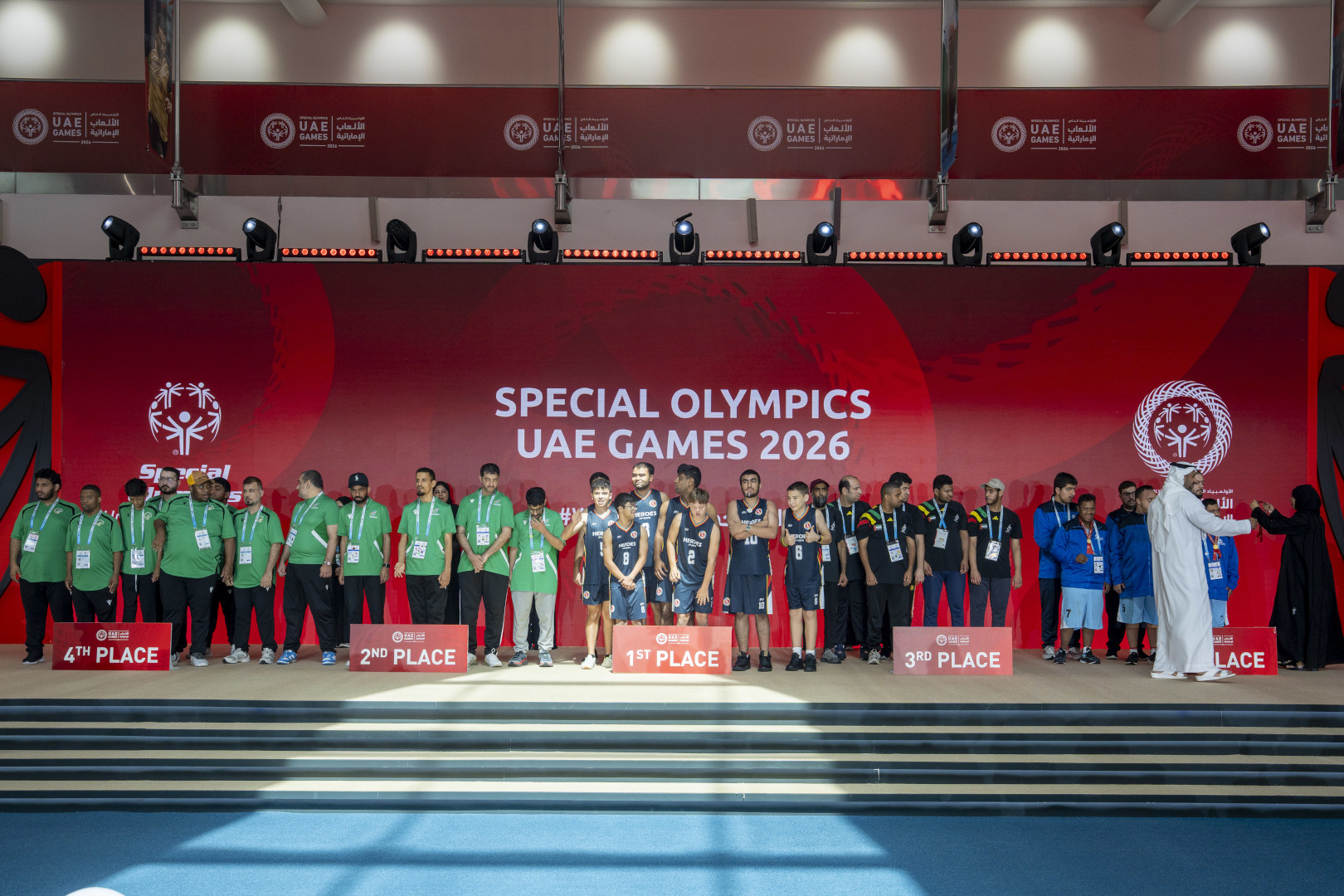 Awarding33.jpg