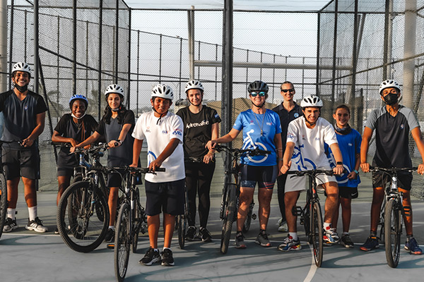 الحصة التدريبية الأولى لركوب الدراجات 